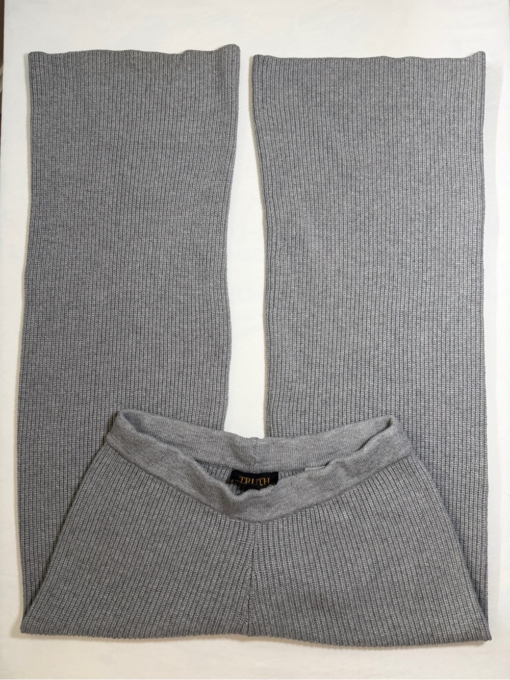 Truth ribbed knit pants